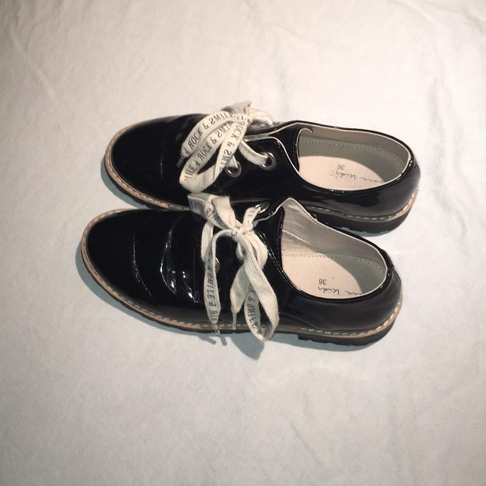 Zara Kids Lace Up Black Oxfords